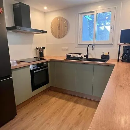 Semesterbostad A Liccia Piscine 4pers Proche Et Port *