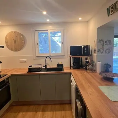 Semesterbostad A Liccia Piscine 4pers Proche Et Port *